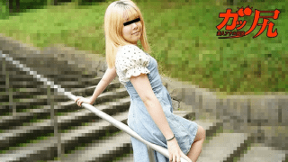 101723_01 – Cô bé đáng yêu thích chơi lỗ nhị